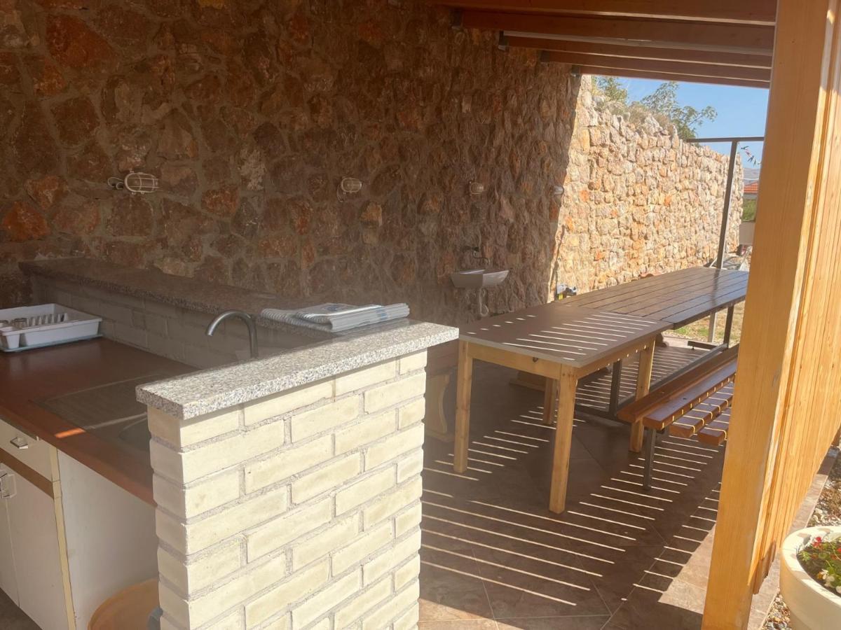Apartmani Marijana Cesarica Bagian luar foto